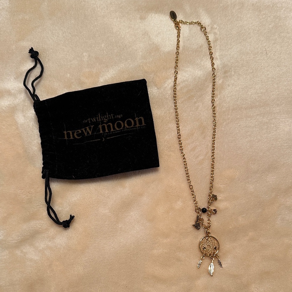 Twilight New Moon Jacob Dream Catcher necklace!